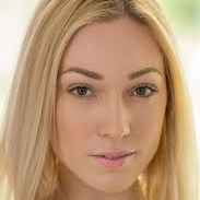 Lily LaBeau