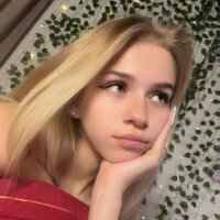 Very_Cute_Girl