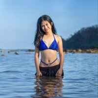 pretty_shy_girl