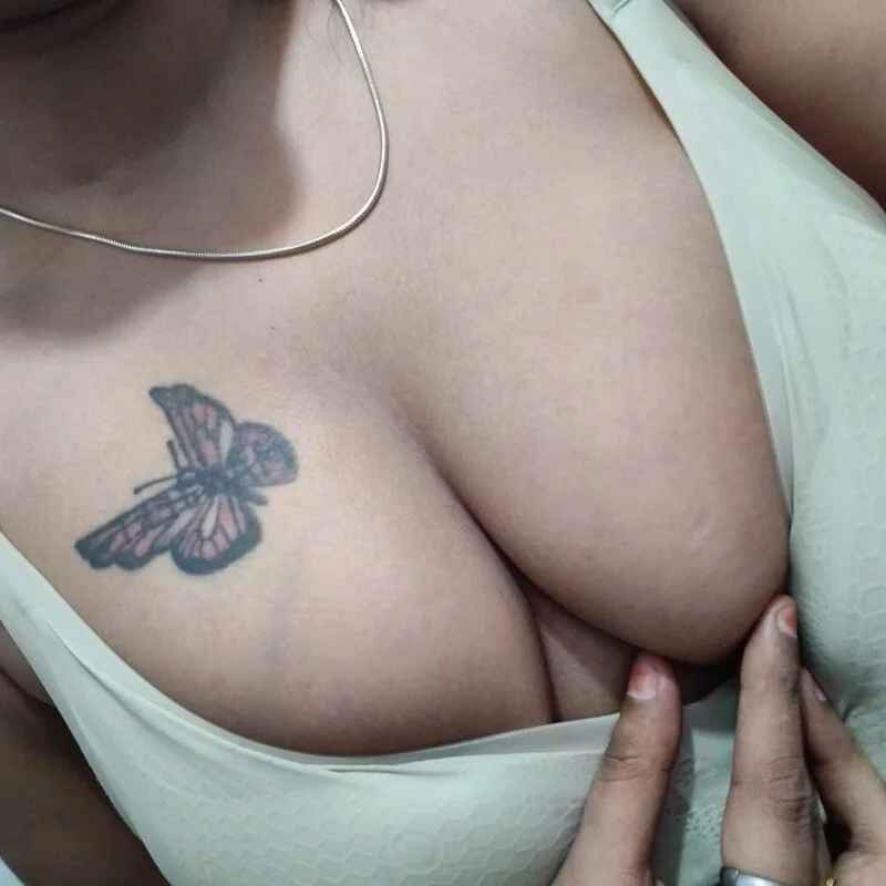 Renu-Hot1