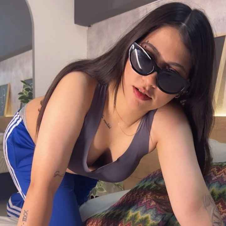 ally_snow_xxx