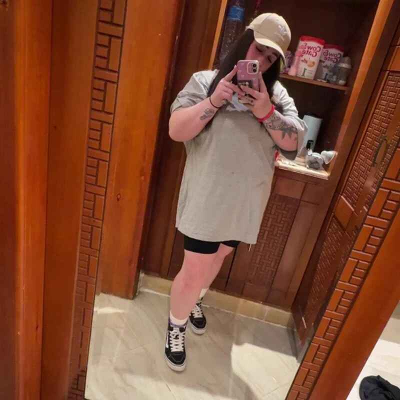 CurvyCatx