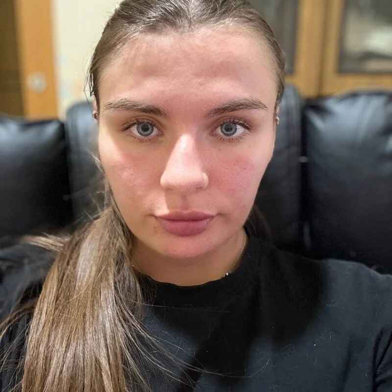 Omi_Kelli