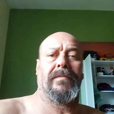 Robertt12345