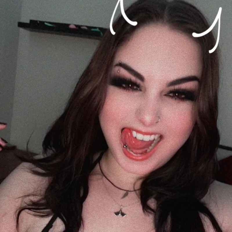DakotaCharm
