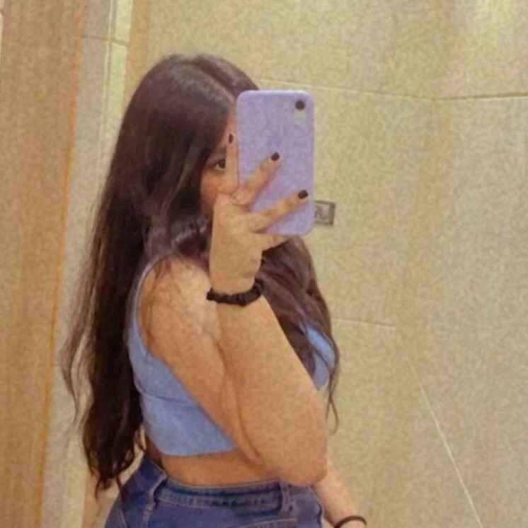 CurvyPooja