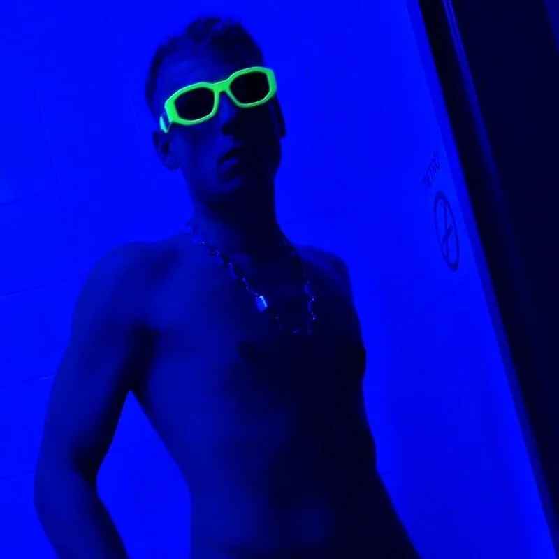RoomBlueWhite