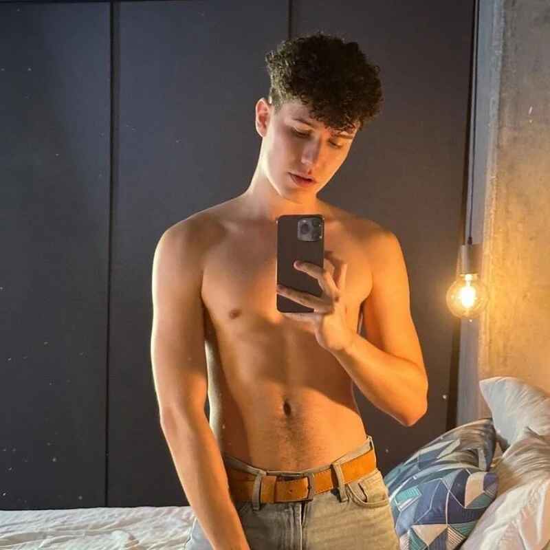 adrian_morelly
