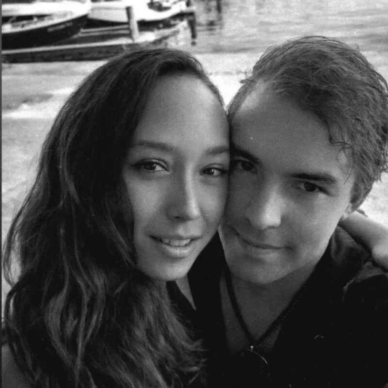 Love4us1