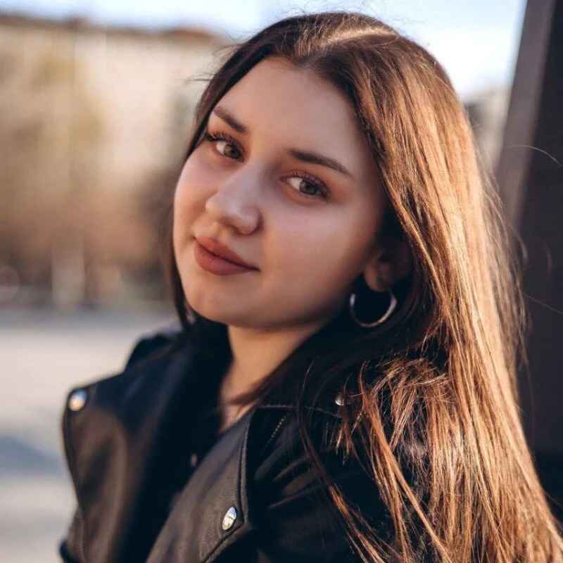 Maya_Raay