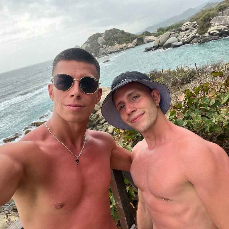 FriendsInSins