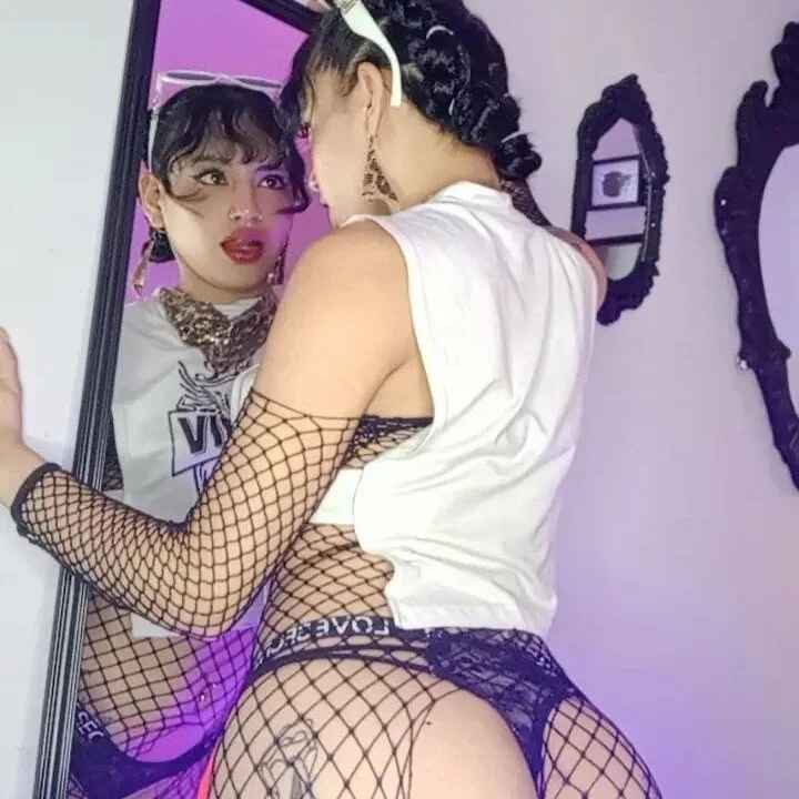 mia_pall