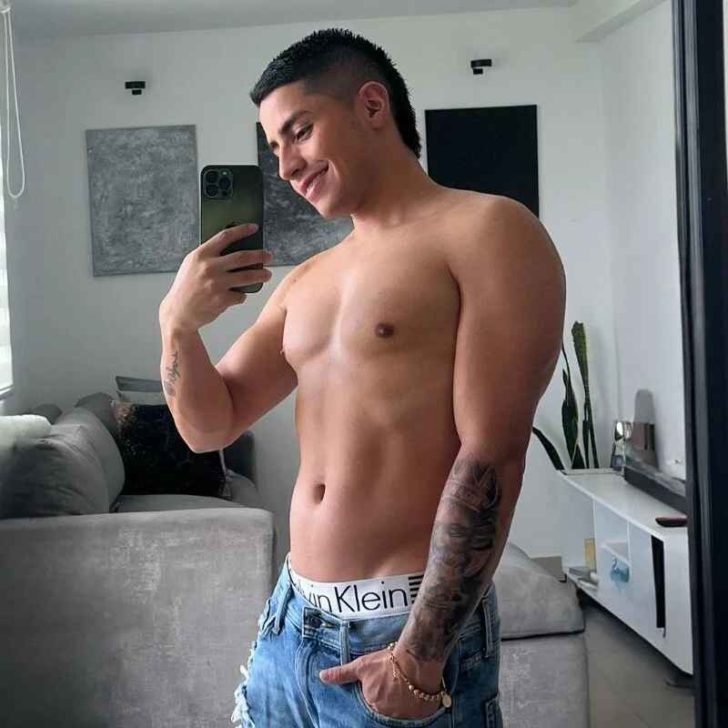 DylanWolf98