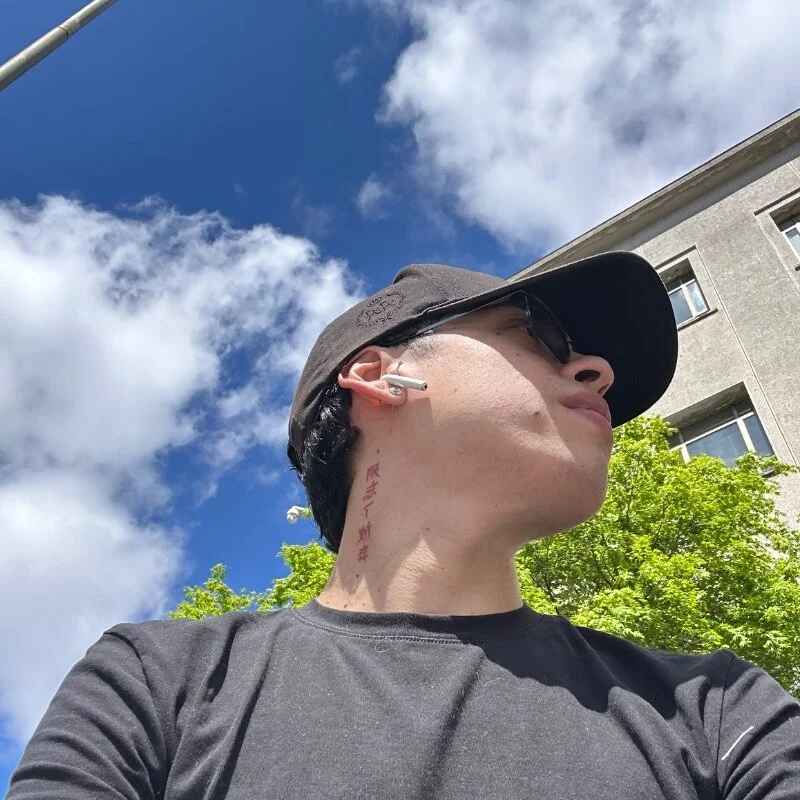 chrisdotadooo