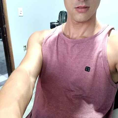 Caiostripchat