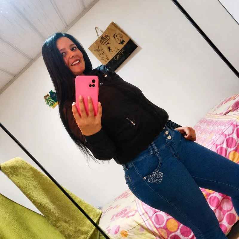 debora_shine