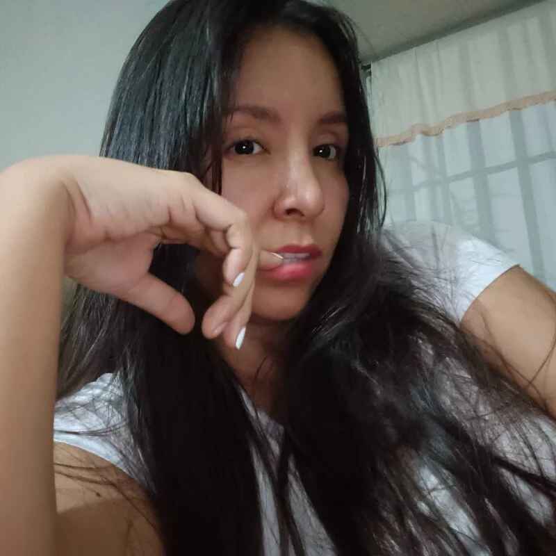 emely_sexx20