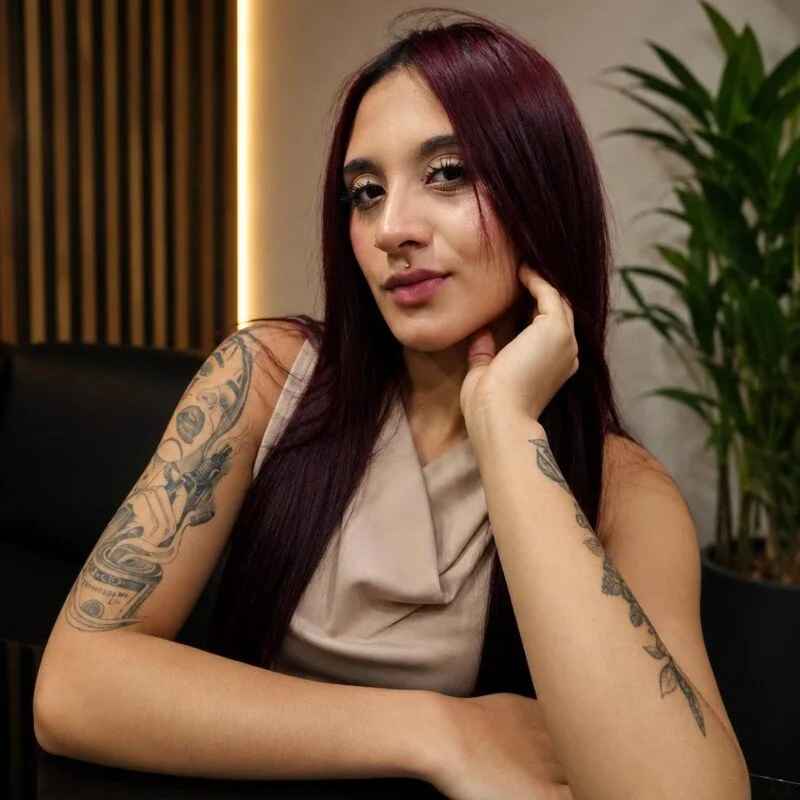 ArianaThomson