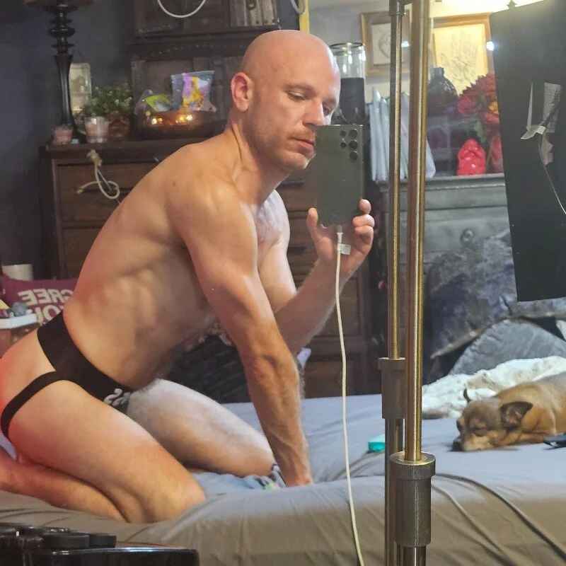 FrankieFuckMeXX