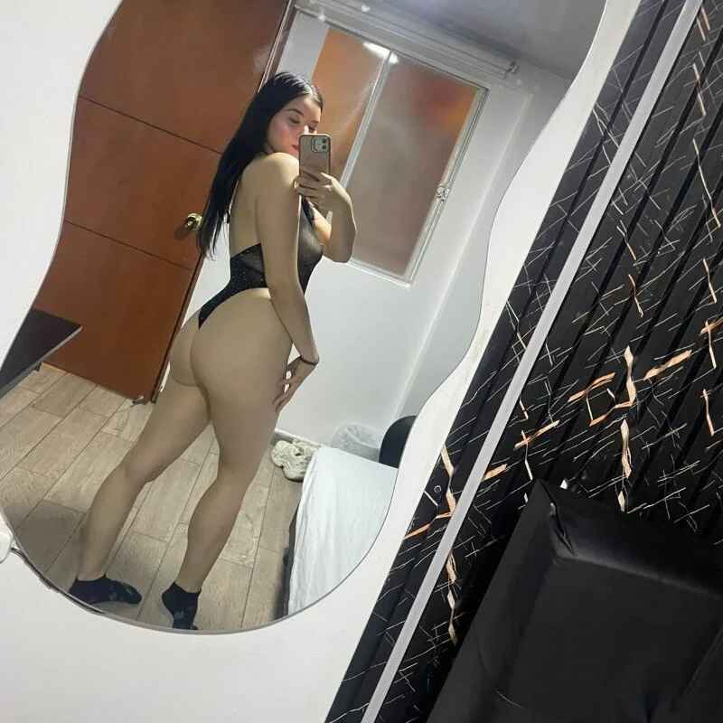 Valeria_Off