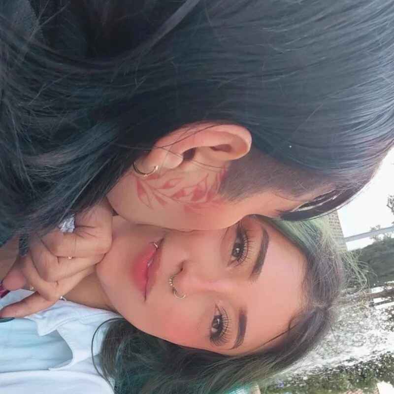 Val_Lau