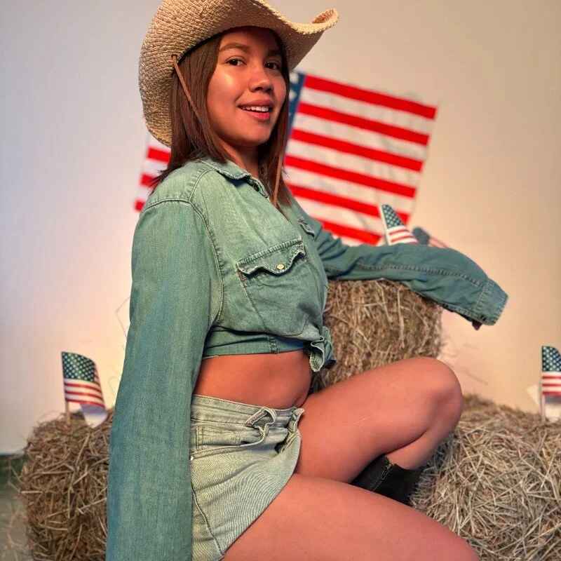 Alessia_Monroe_