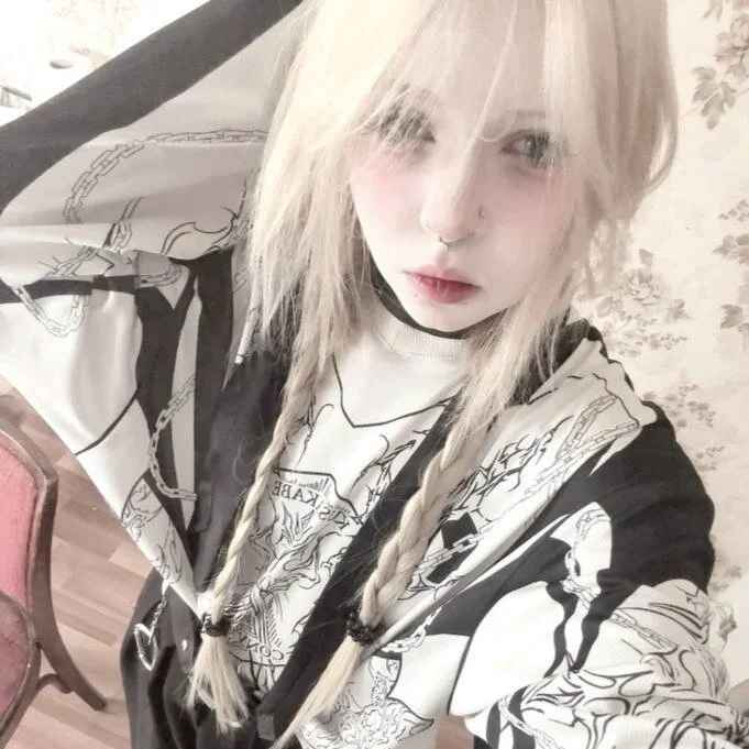 BeMyKnightForever