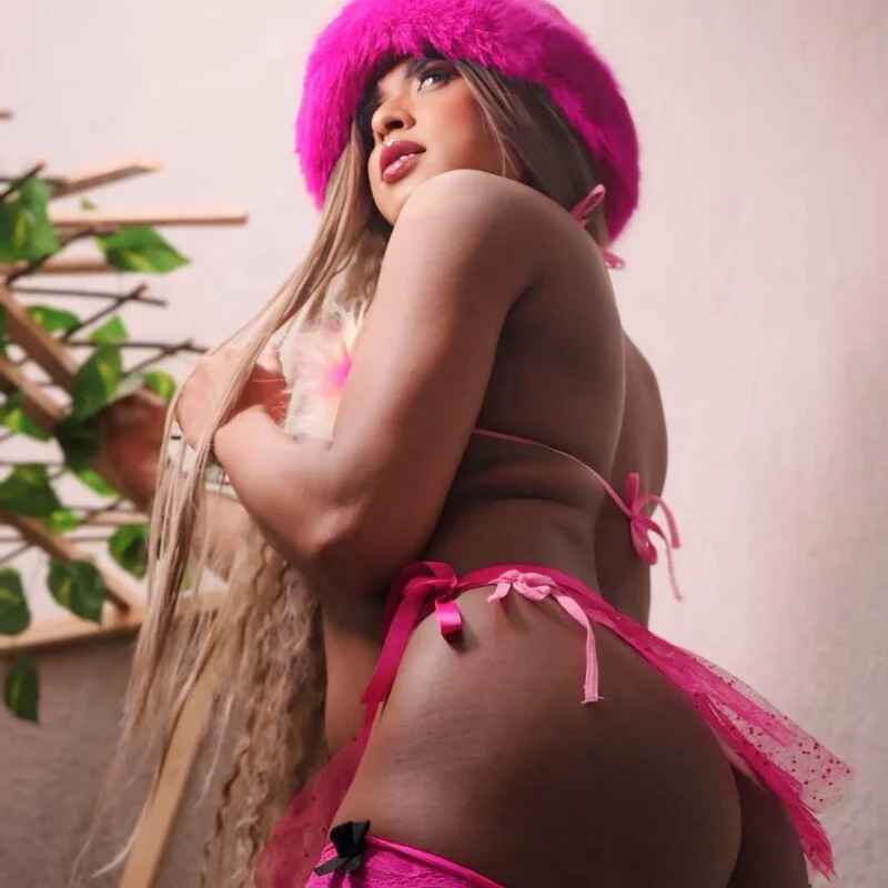 Amanda_Cax