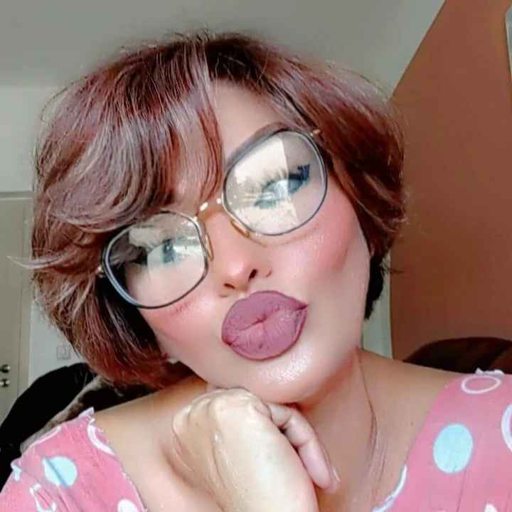 isabella-lips007