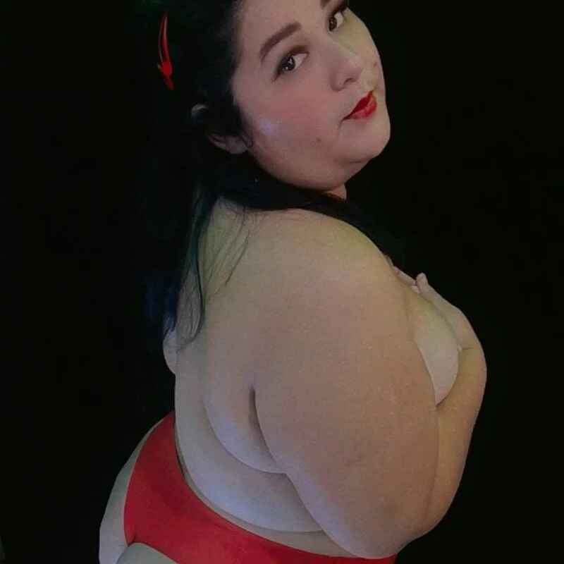 Zoe_bbw21