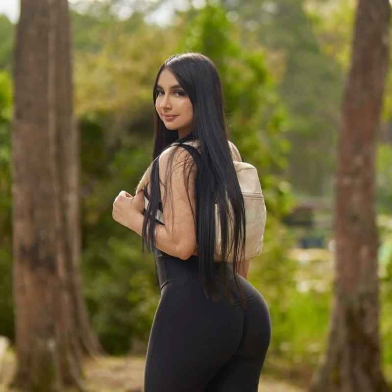 Naughtybunnyy_1