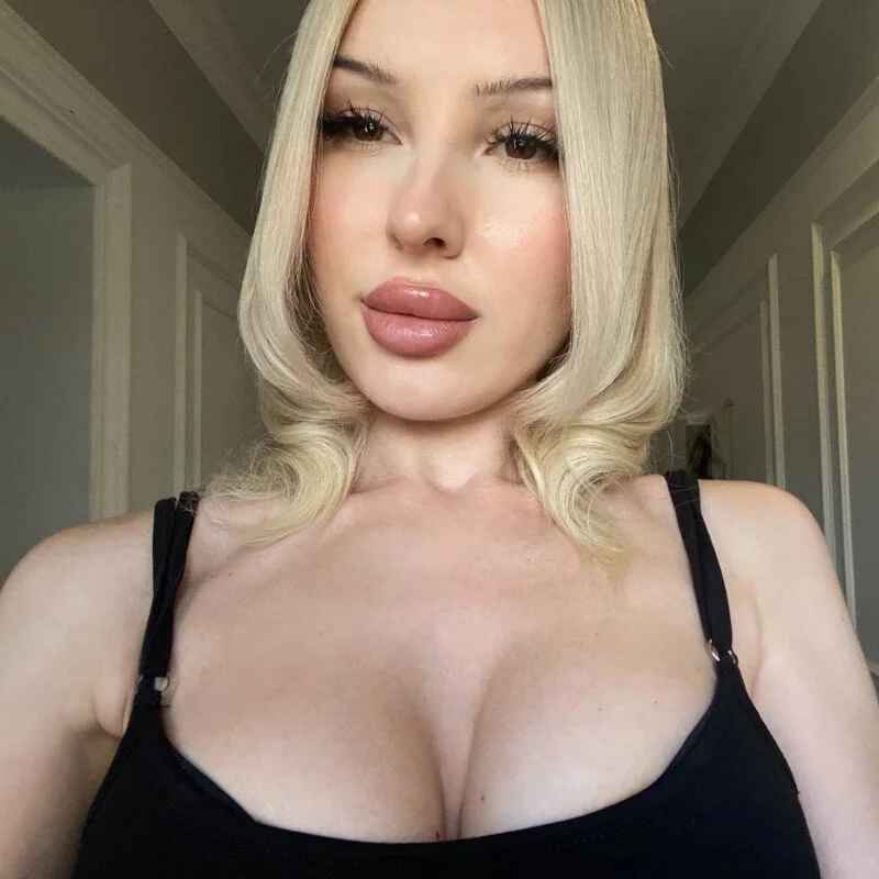 blonde_me