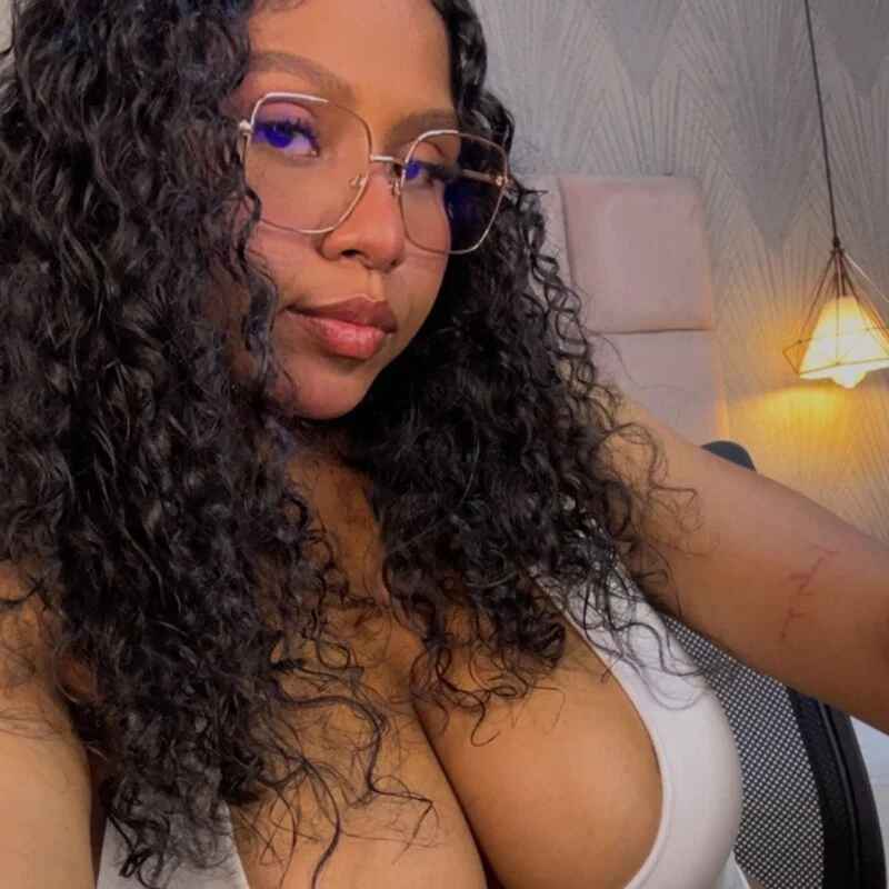 CandyBrunette
