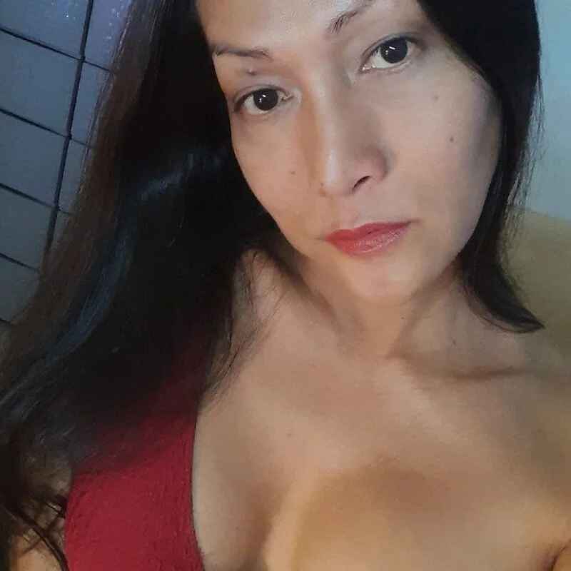 gorgeousYNEZ22