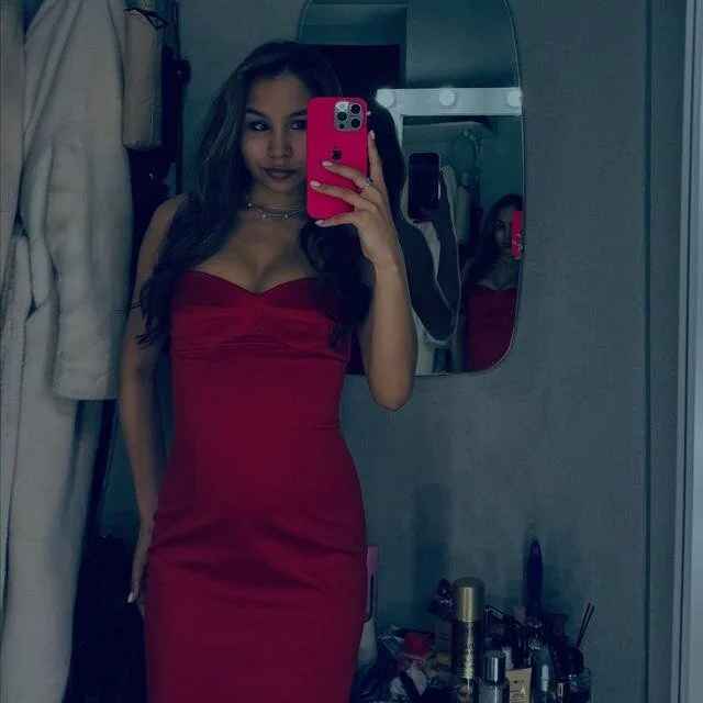 MIA_SHADE