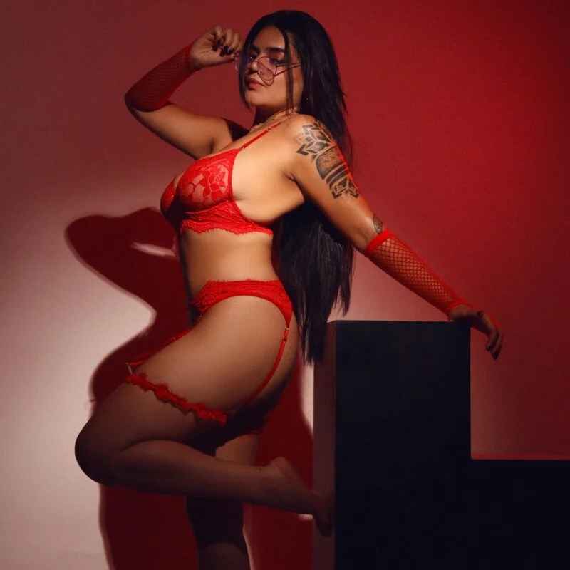Scarlet_DLuce