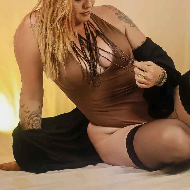 Freyaluxx1