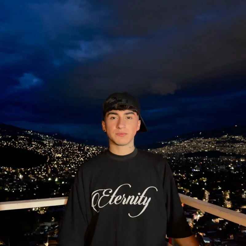 danielgomezz