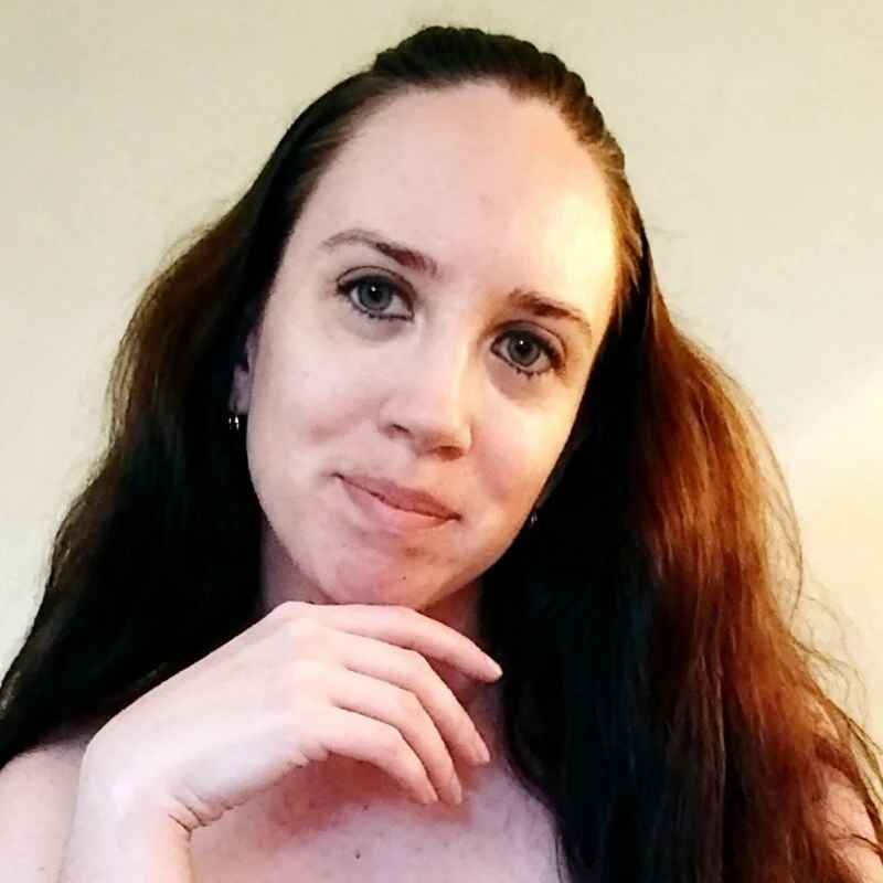 EmilyHotAngel
