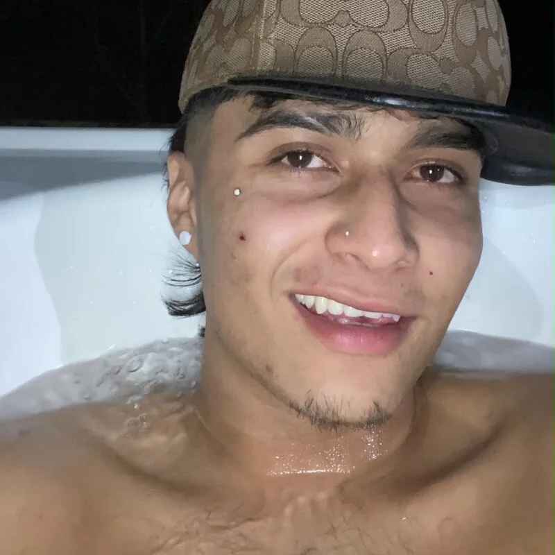 Hot_Max1