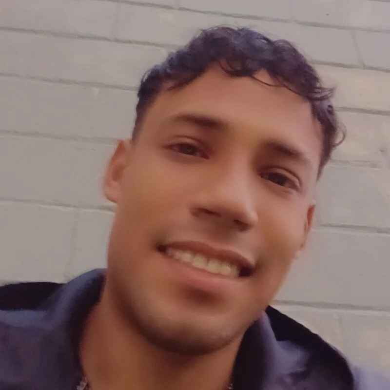 Escarlata24
