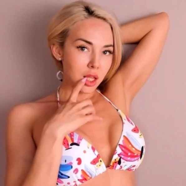 glorianikolson