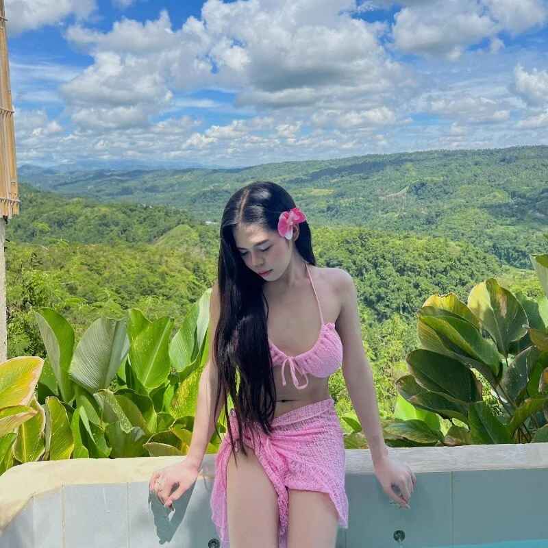 yoursweetreina