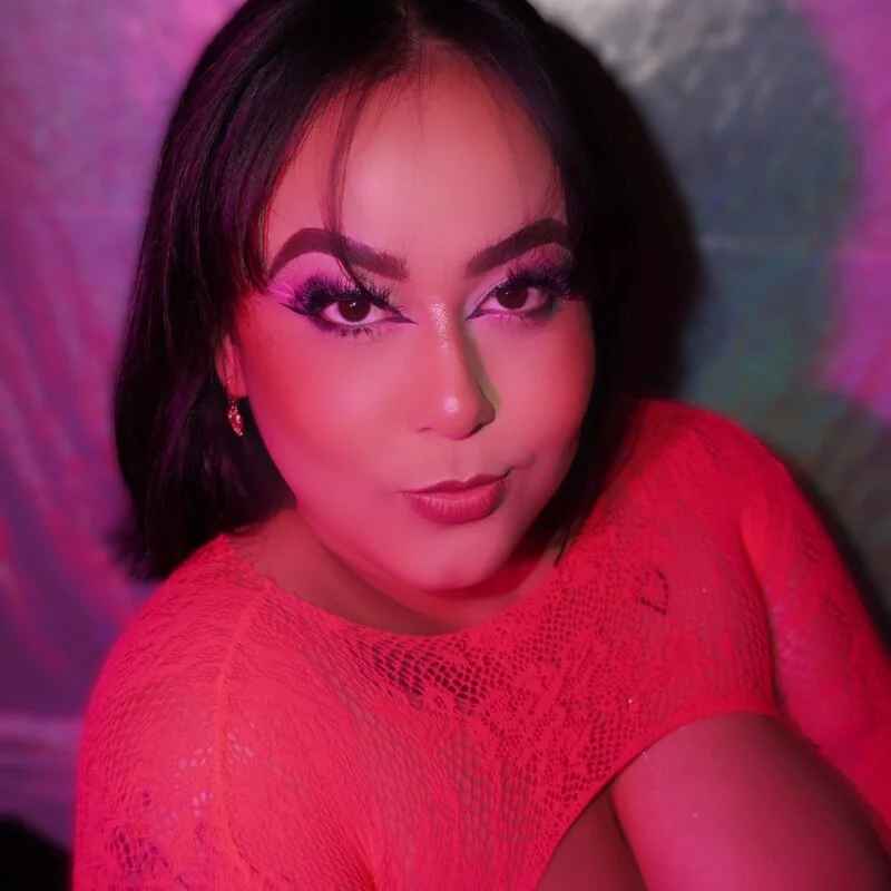 Pamela_tomas