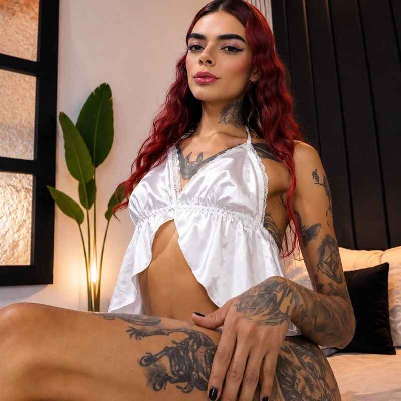 Emily_Collins69