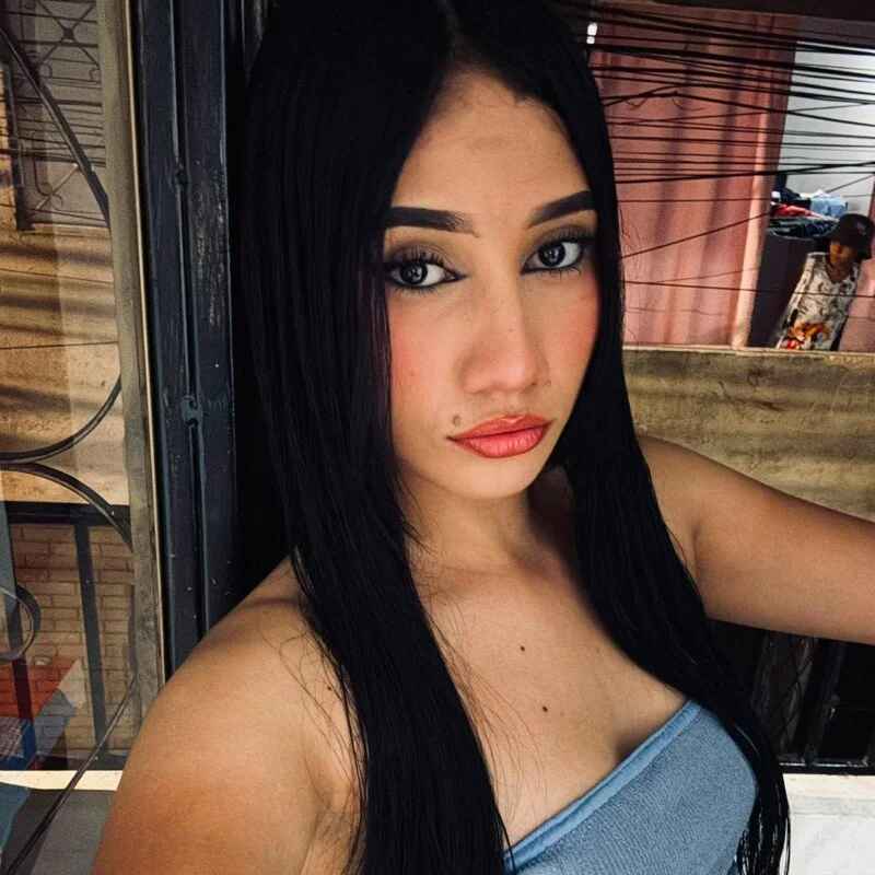 Mia_Luxee