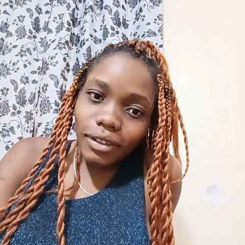 lovely_vee