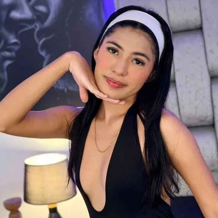 gatita_violeta