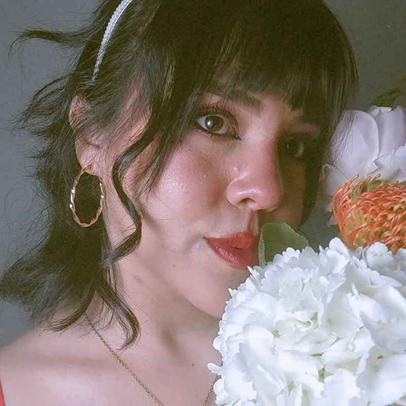Ari_Elisse