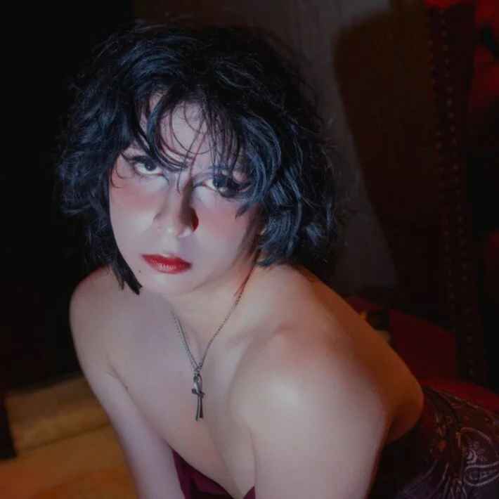 Helena_bat